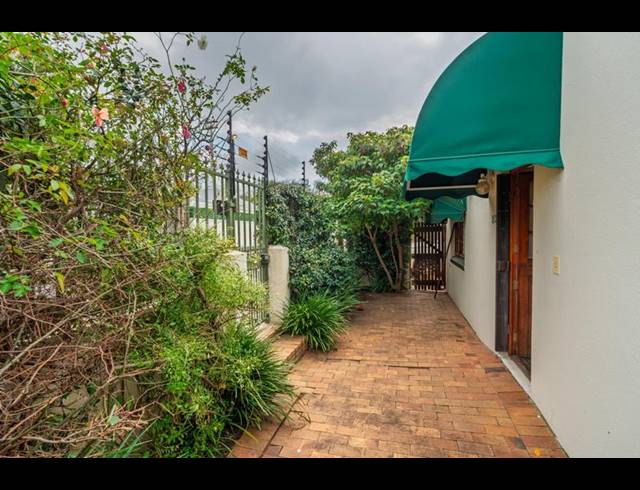 3 BEDROOM HOUSE FOR SALE IN RONDEBOSCH